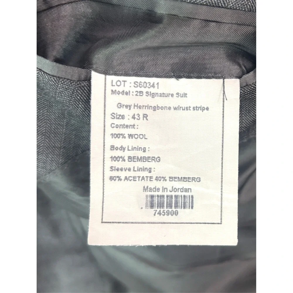 Jos A Bank 43 R 37x30 gray herringbone 2pc Pant‎ Suit Signature Collection Wool